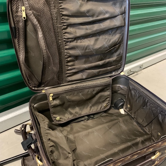 Oscar De La Renta Carry-On Suitcase - Brown - Picture 6 of 7